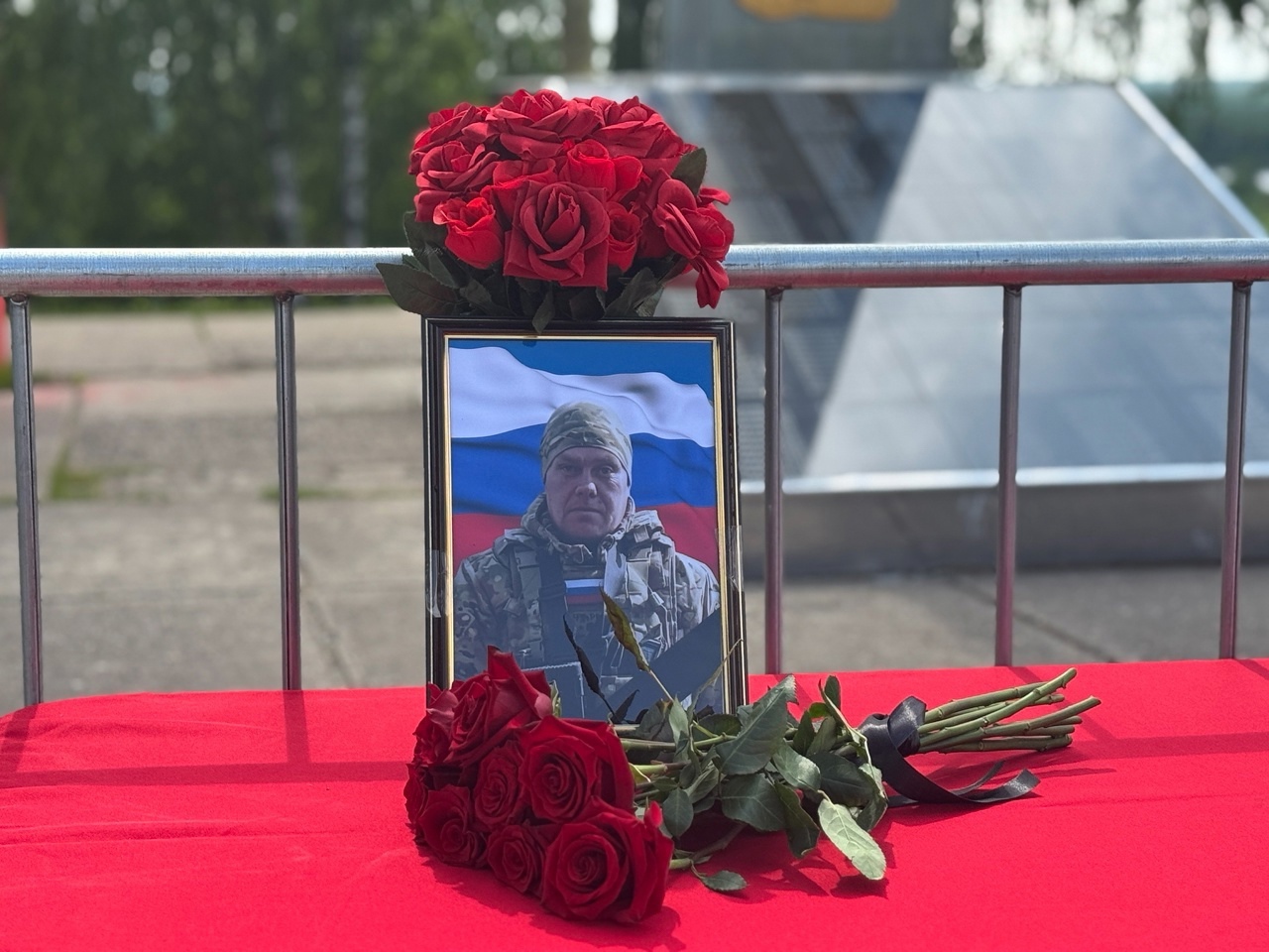 В селе Усть-Кулом в последний путь проводили земляка, гвардии рядового Мартюшева Олега Егоровича, погибшего в ходе проведения специальной военной операции..
