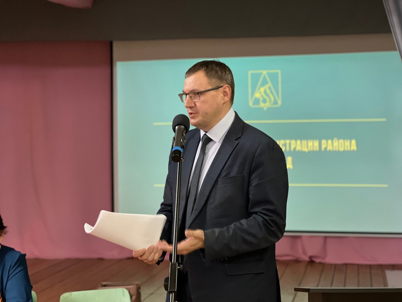 От отчета главы до вопросов об отоплении школы - о чем говорили жители поселка Диасеръя на встрече?.