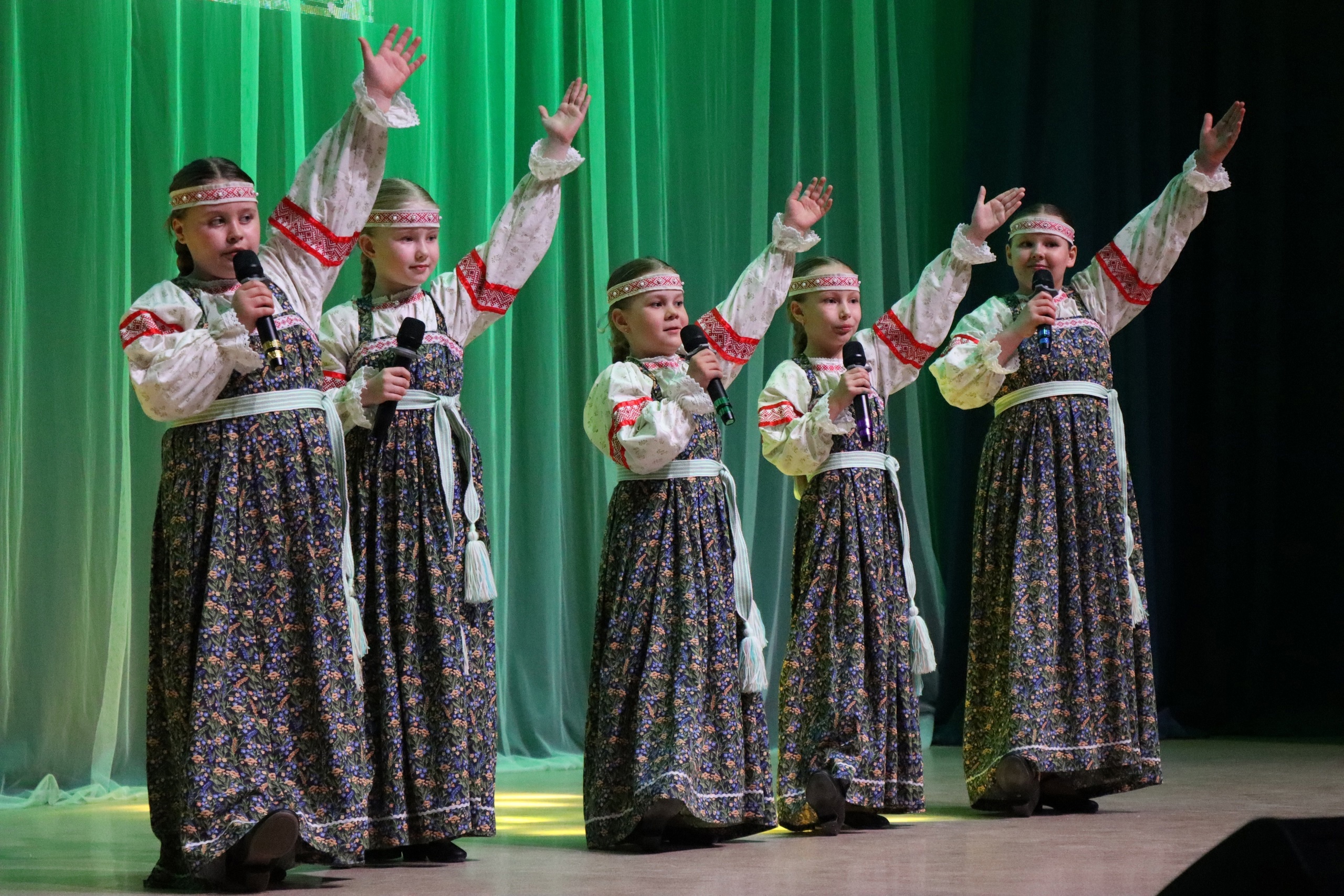 Юные таланты Усть-Куломского района заняли призовые места на межрегиональном фестивале «Венок дружбы».