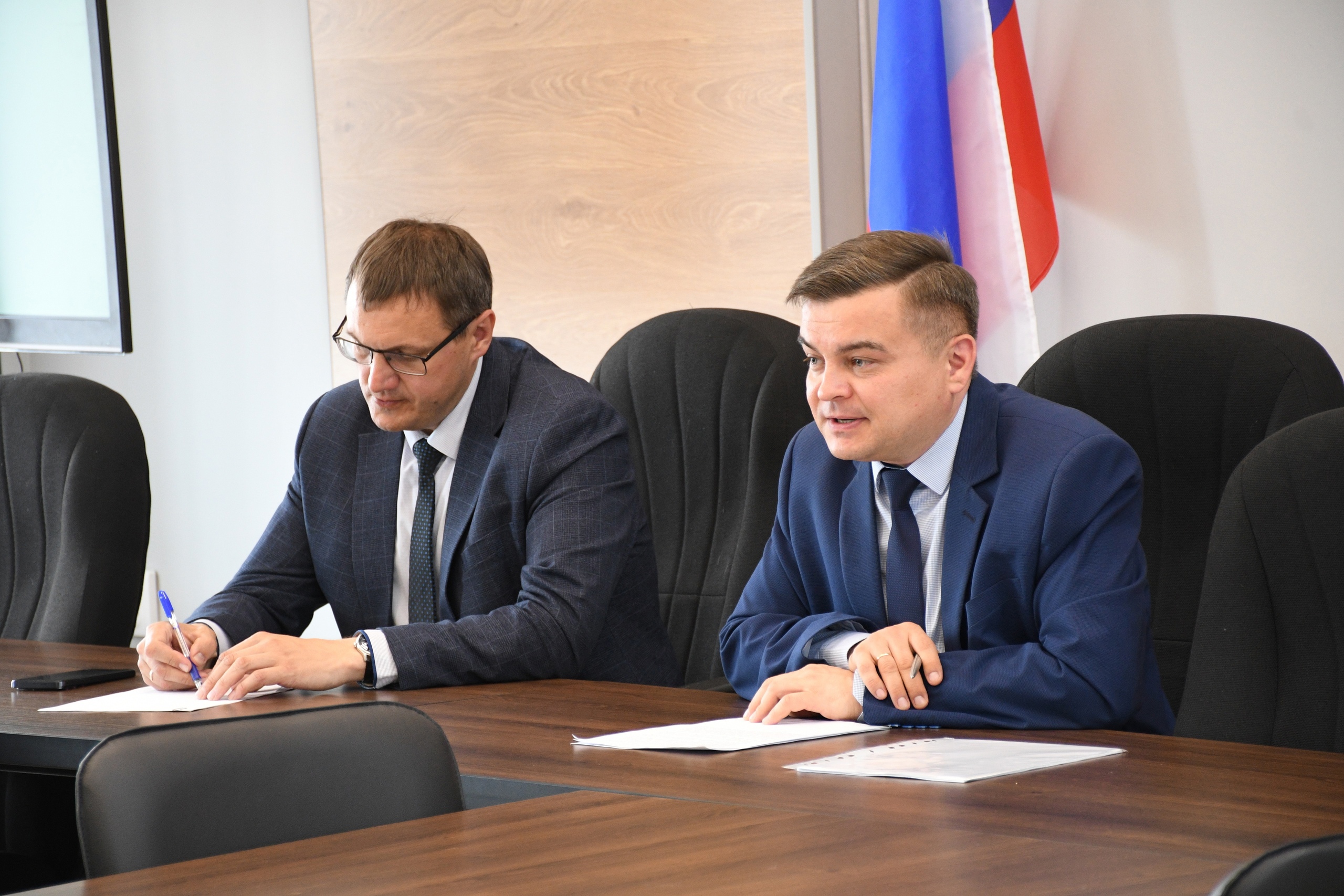 Вопросы связи обсудили на встрече с руководством Минцифры Коми.