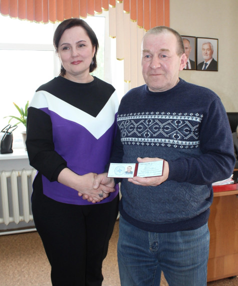 Попов Юрий Алексеевич удостоен звания ВЕТЕРАН ФИЗИЧЕСКОЙ КУЛЬТУРЫ И СПОРТА РЕСПУБЛИКИ КОМИ . Попов Юрий Алексеевич удостоен звания ВЕТЕРАН ФИЗИЧЕСКОЙ КУЛЬТУРЫ И СПОРТА РЕСПУБЛИКИ КОМИ .