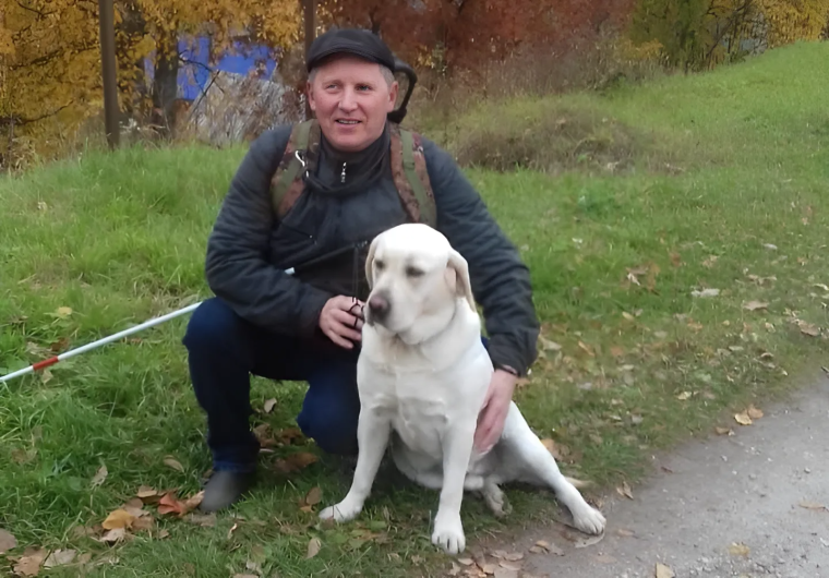 Пять собак–проводников предоставило Отделение Социального фонда по Республике Коми жителям региона с нарушениями зрения. Пять собак–проводников предоставило Отделение Социального фонда по Республике Коми жителям региона с нарушениями зрения.
