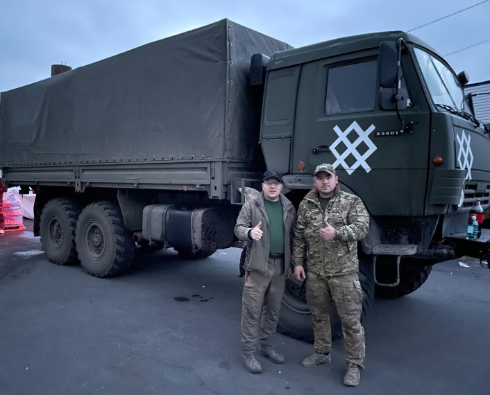 Иван Валериевич Касев вместе с командой волонтеров завершили очередную гуманитарную миссию в Курской области. Иван Валериевич Касев вместе с командой волонтеров завершили очередную гуманитарную миссию в Курской области.