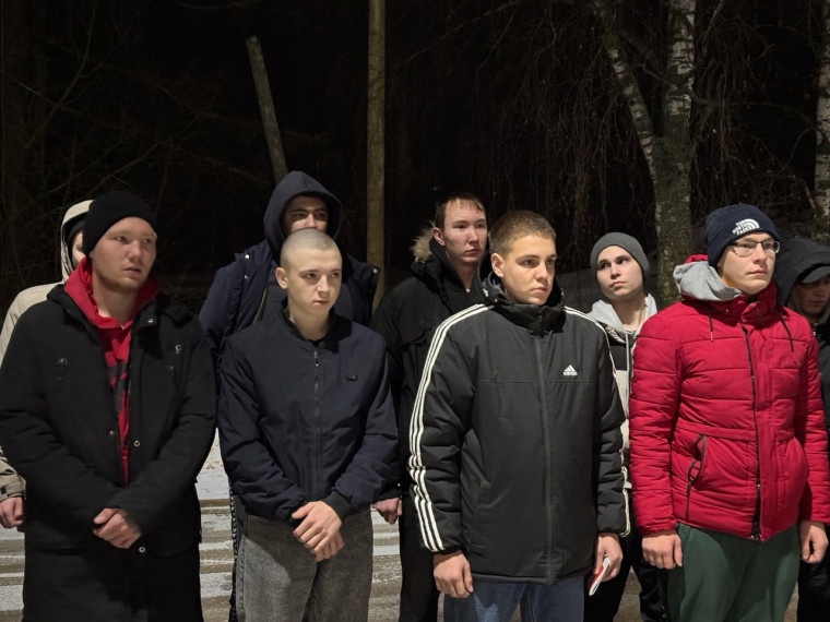 В Усть-Куломском районе продолжается призывная кампания 2024 года. В Усть-Куломском районе продолжается призывная кампания 2024 года.