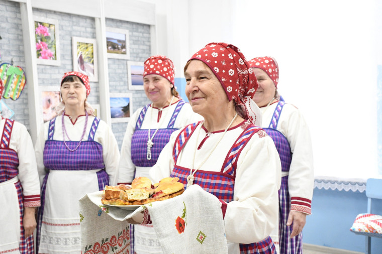 В Доме культуры села Деревянск открылось помещение досуга для ветеранов. В Доме культуры села Деревянск открылось помещение досуга для ветеранов.