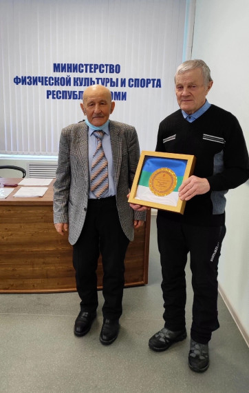 Мишарину Ивану Георгиевичу вручили звание Почетный наставник!. Мишарину Ивану Георгиевичу вручили звание Почетный наставник!.